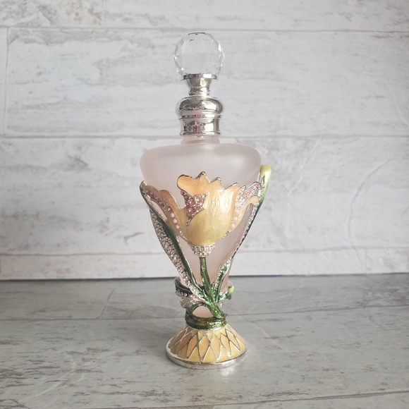 Floral Perfume Bottle - Picture 1 of 6